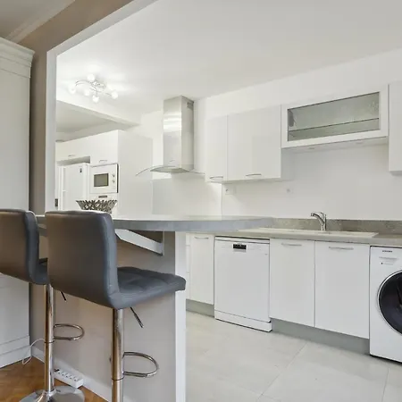 Le Dauphin- Appartement *